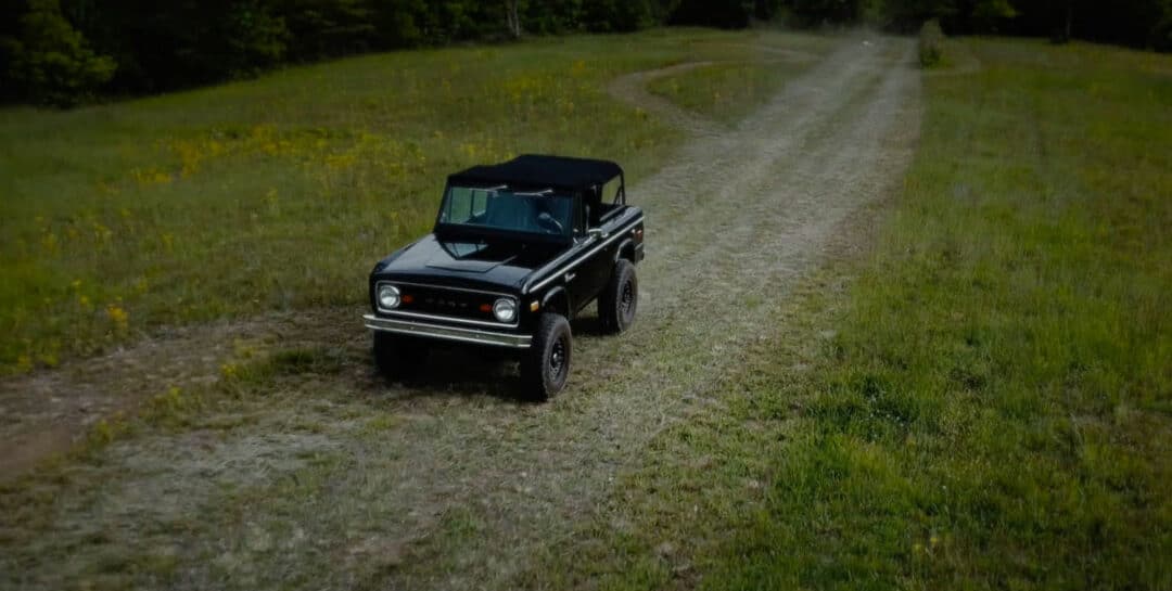 Classic Broncos Off-Road – Early Ford Bronco Rules the Trail