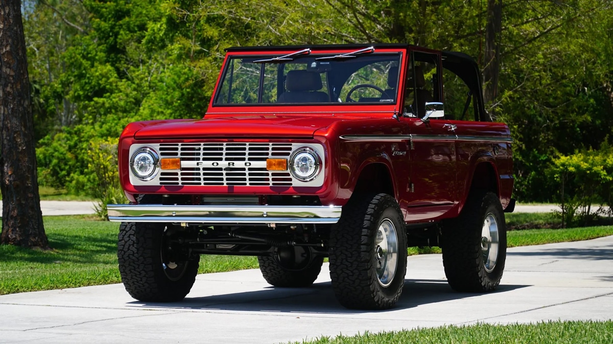 Is The New Bronco Bigger Than The Old Bronco?